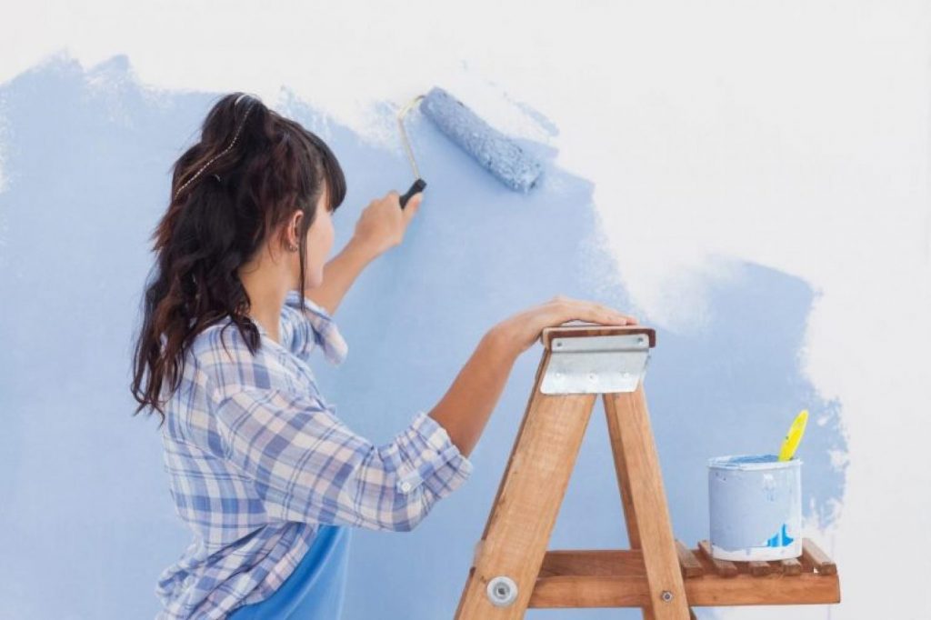 pintar tus paredes con rodillo